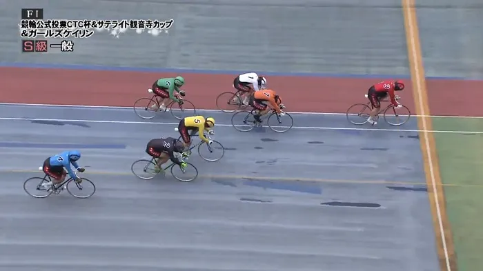 3鈴木の捲りが決まり1着！2着には粘った7山本が入る